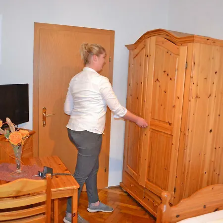 Zum Goldenen Pflug 3* Amstetten