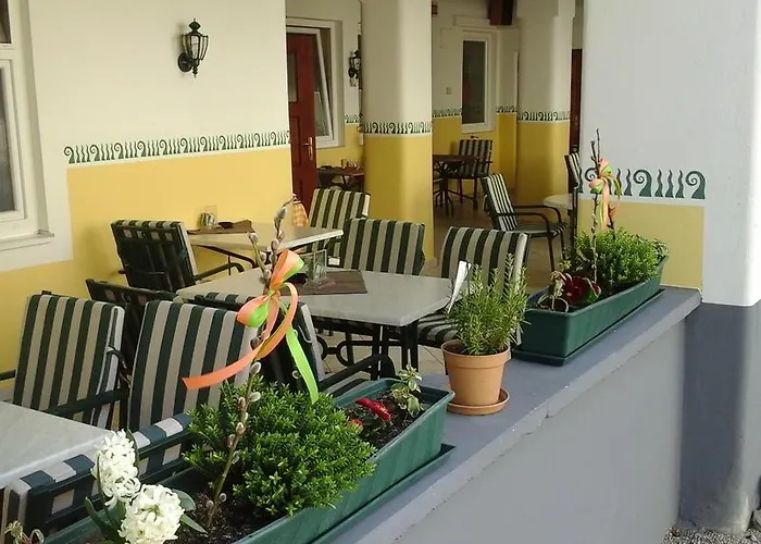 Zum Goldenen Pflug Inn 3*