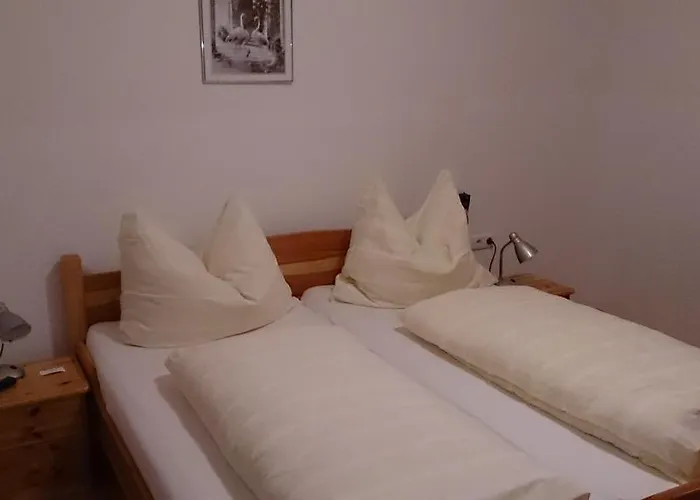 Zum Goldenen Pflug Inn